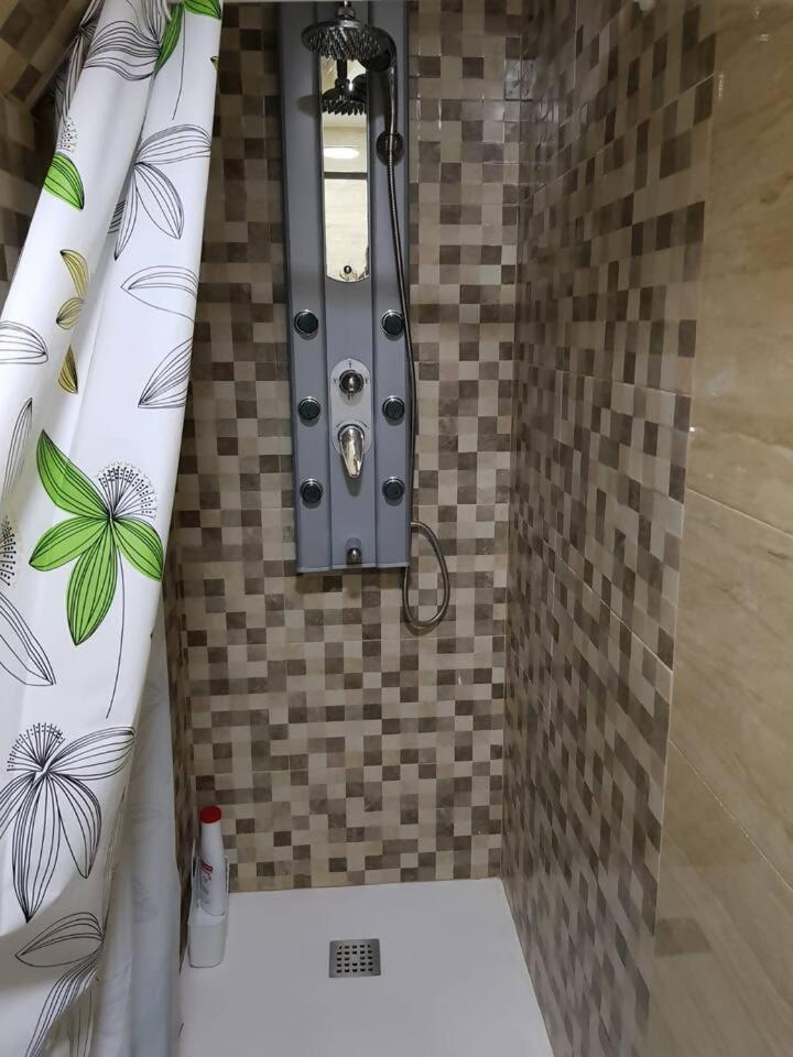 Apartamento Torre San Francisco 베날마데나코스타 외부 사진